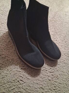 Bandolino Black Knit Wedge Booties with Contrast Welt